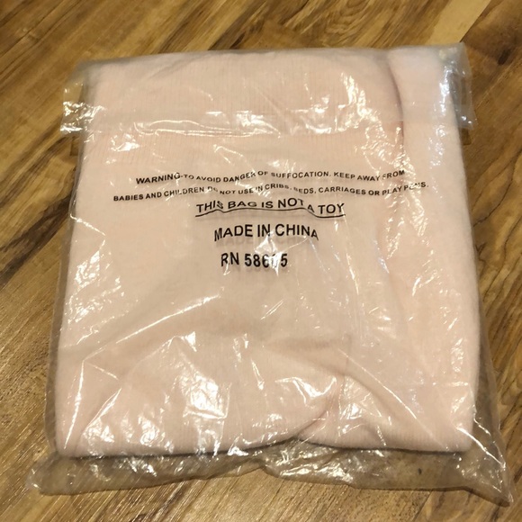 Halogen Cashmere V Neck Sweater: Pink Smoke SP - Picture 4 of 4